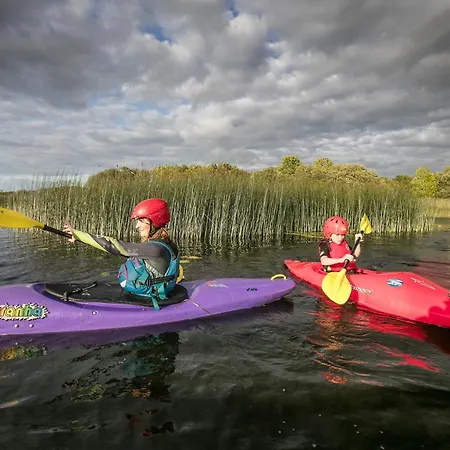 Old Court Homes 4 Bed No 12 By Trident Homes Vakantiehuis *