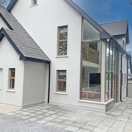 Old Court Homes 4 Bed No 12 By Trident Homes Vakantiehuis *