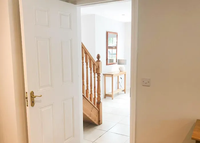 Old Court Homes 4 Bed No 12 By Trident Homes Casa vacanze *